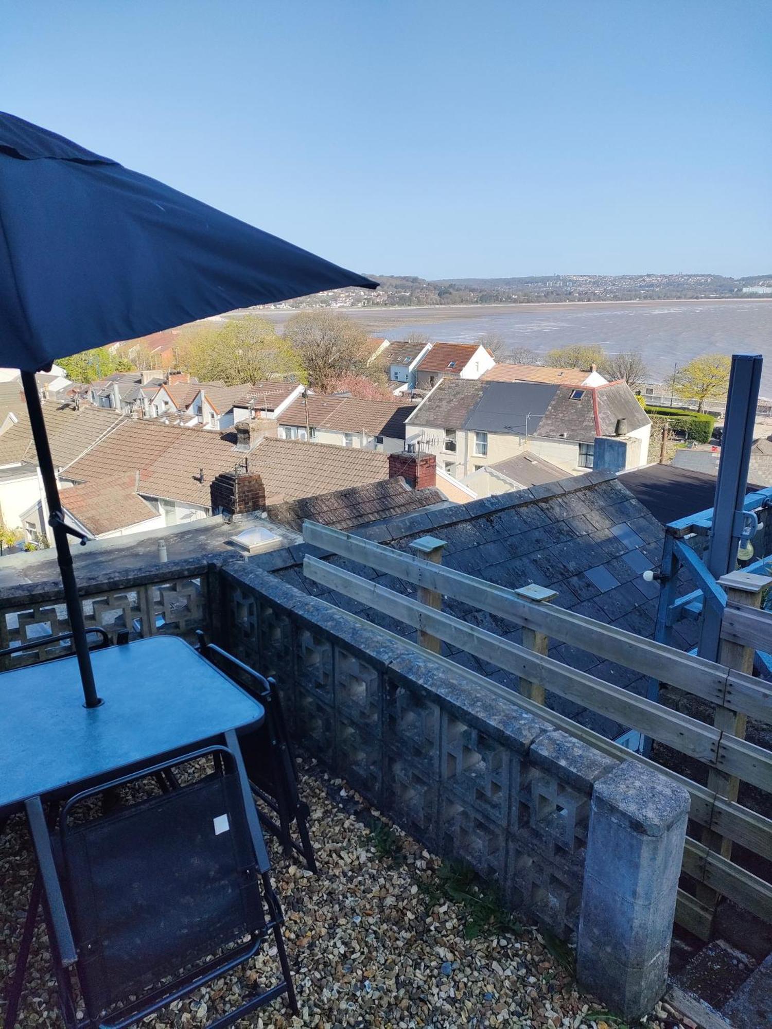Fishermen'S Cottage With Log Burner, 2 Bathrooms & Sea Views From Garden Terraces Мумблес Экстерьер фото